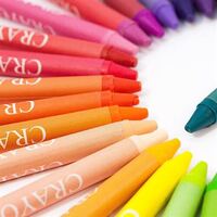Crayons image